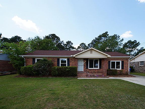 3rd image of 7619 Hillview Ln