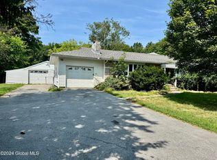 385 Gansevoort Rd, Fort Edward, NY 12828