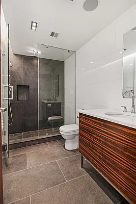 Rented by Compass | media 27