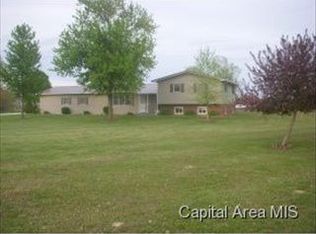 2004 Cemetery Rd, Meredosia, IL 62665