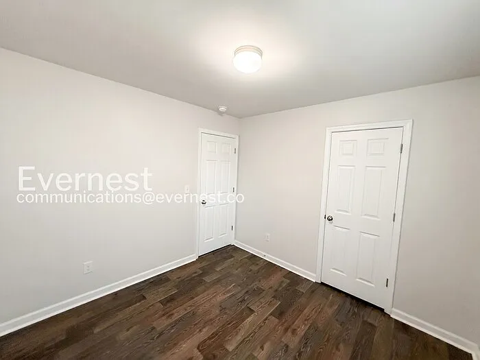 1115 Brookhaven Dr — Photo 10