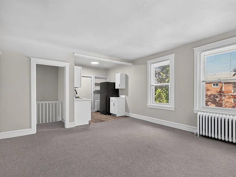 332 W Washington St — Photo 13