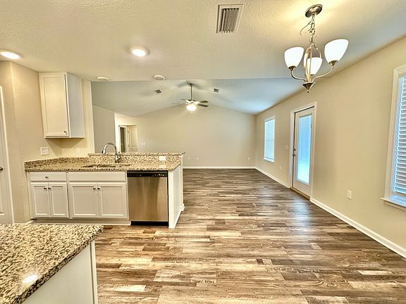 4th image of 6006 Colton Blaine Ct