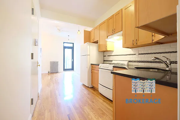 Rented by SBJ Brokerage, LLC | media 5