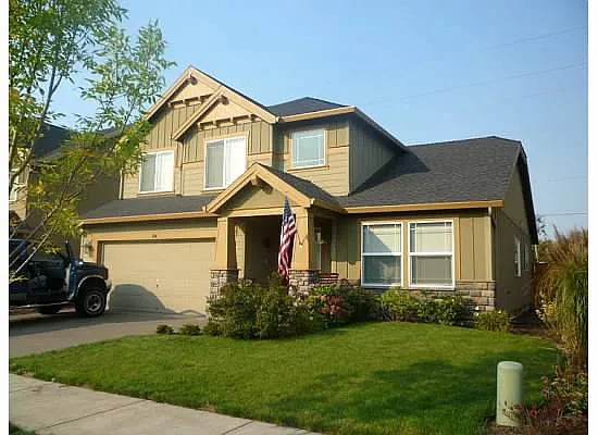 254 Casting St SE photo 1