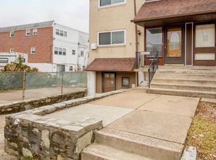 12616 Biscayne Dr, Philadelphia, PA 19154