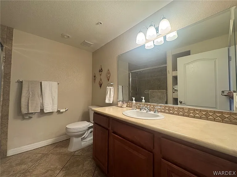 211 Moser Ave #302 — Photo 22