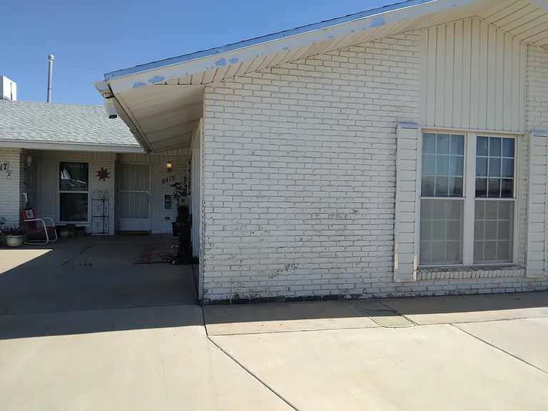 8419 Mettler Dr — Photo 2