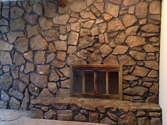 2nd image of 1435 E Camino Alto St