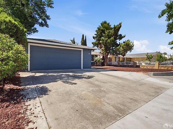 3rd image of 2669 Kendrick Cir