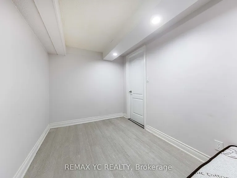 34 Tulane Cres #BASEMENT — Photo 20