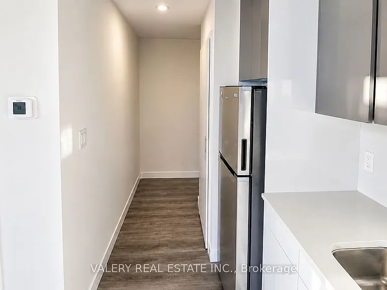 60 Frederick St #809 — Photo 5