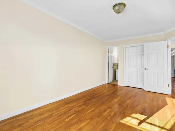 20-39 49th Street image 26 of 37