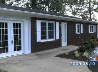 233 Oldcastle Ln, Forest City, NC 28043