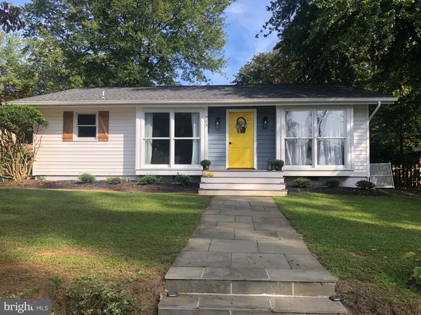 203 Maple St, Middleburg, VA 20117