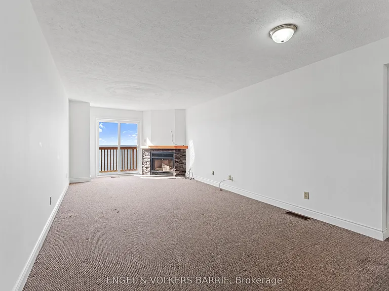 43 Olive Cres #204 — Photo 8