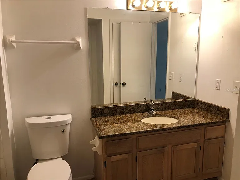 482 N Pin Oak Pl #308 — Photo 15
