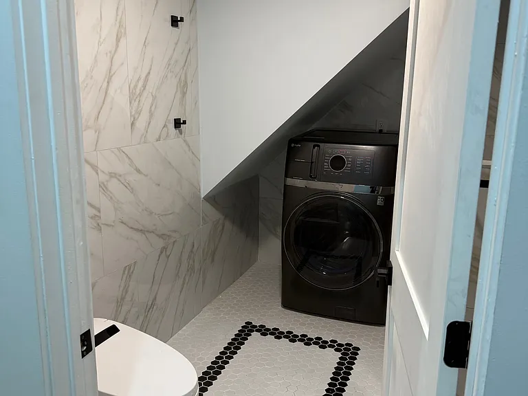 151 Jay St #1 — Photo 6