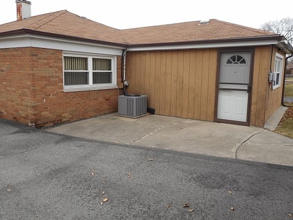 3rd image of 11639 S Meadow Lane Dr