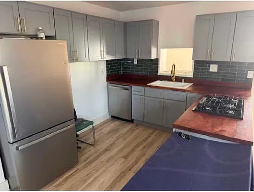 216 Hazeldine Ave SW #1 Photo 1