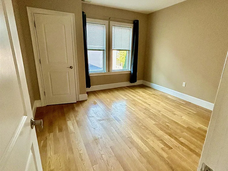 59 Greenleaf Ave — Photo 14