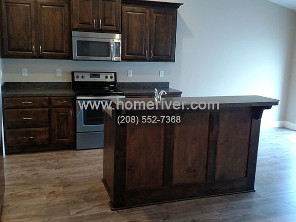 2nd image of 3370 N Coral Way