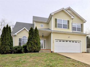 700 Meadowgate Ln, Clarksville, TN 37040