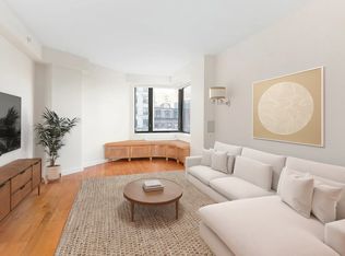 380 Lenox Ave APT 5A, New York, NY 10027