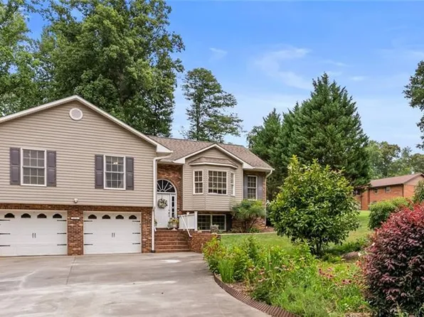 675 Country Club Rd, Wilkesboro, NC 28697