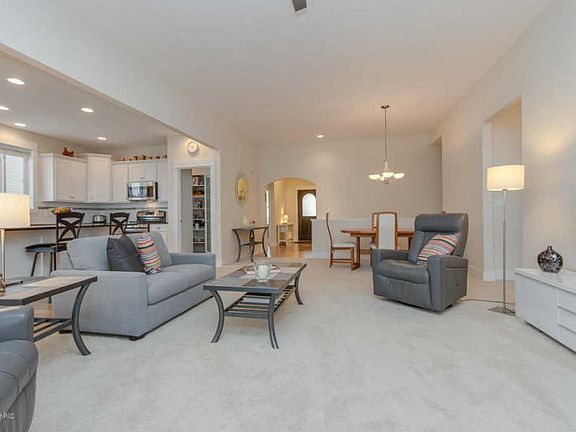 4th image of 5603 Stony View Dr NE #19