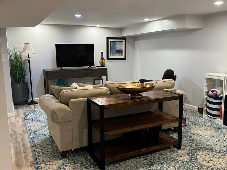 1715 Pine Hill Dr — Photo 14