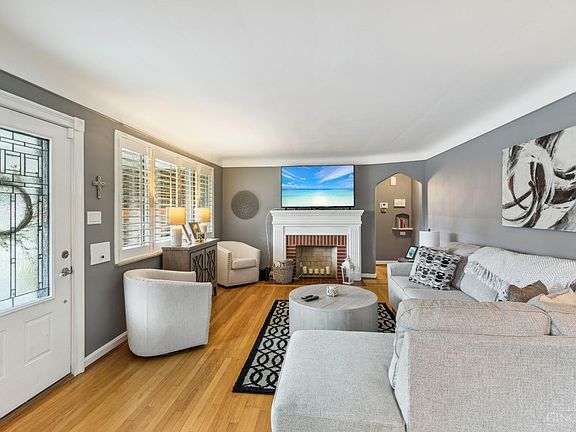 4th image of 1850 Sylved Ln