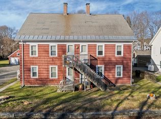 5 B St, Douglas, MA 01516