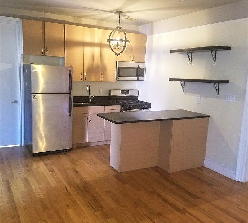 1st image of 1144 Bergen St #3B