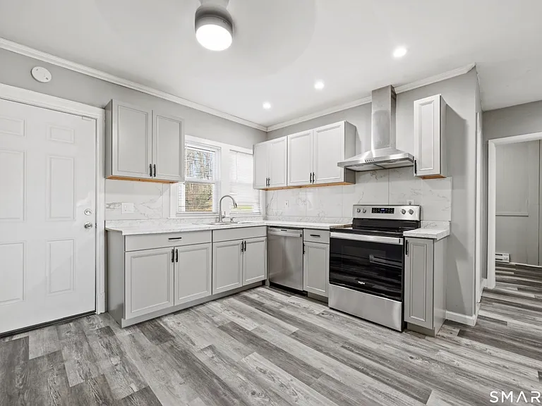 31 Van Orman St #2 — Photo 14
