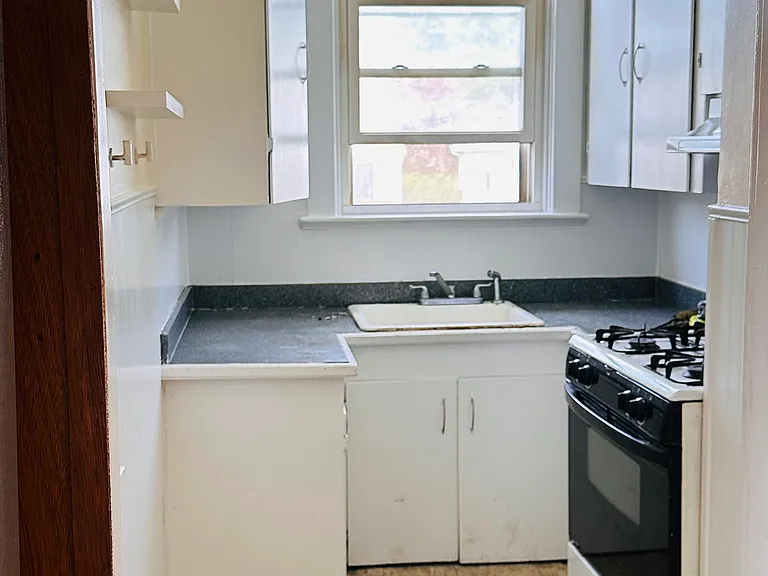 118 Power Rd — Photo 9