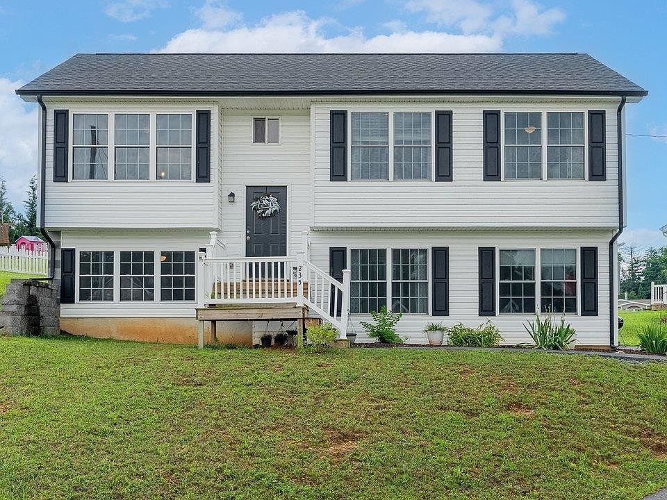 1st image of 235 Locustdale Loop