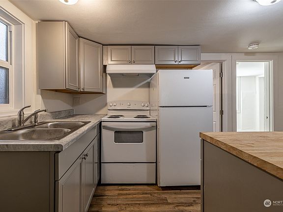 2nd image of 516 1st St