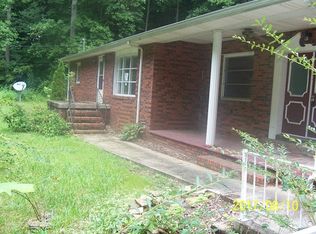 2574 Big Valley Rd, Hyden, KY 41749