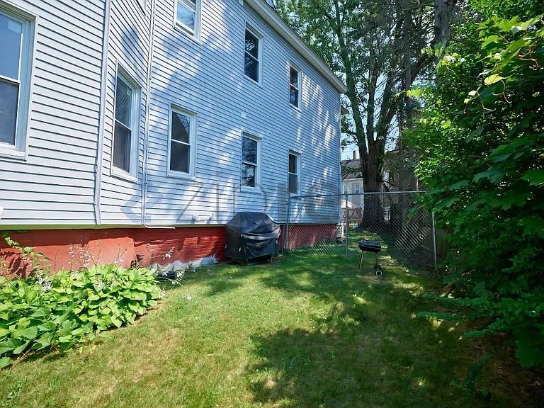 30 Forest Park Ave #1 — Photo 35