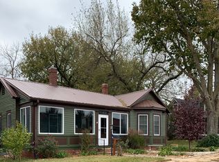 705 Poplar St, Wamego, KS 66547