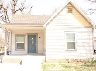 546 E 1st Ave, Hutchinson, KS 67501