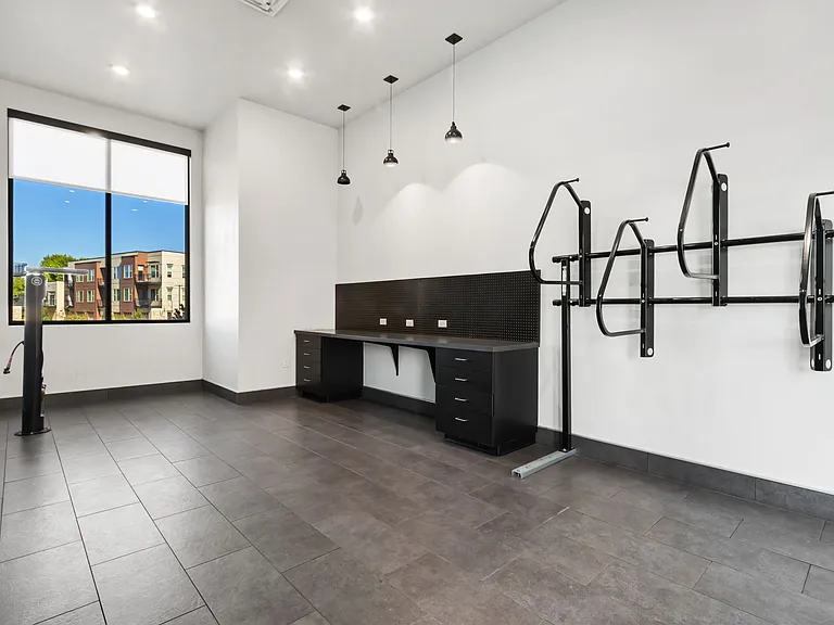 Cycle Apartments — Photo 57