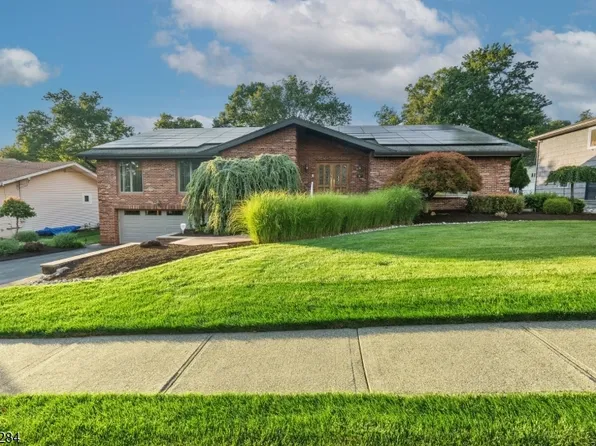 8 Cracco Ln, Wayne Twp., NJ 07470