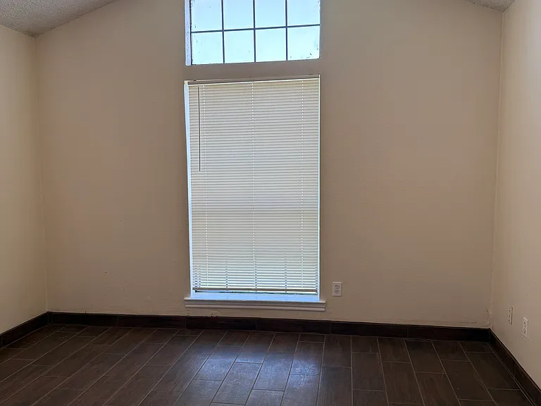 7401 Tulane Dr #B — Photo 2