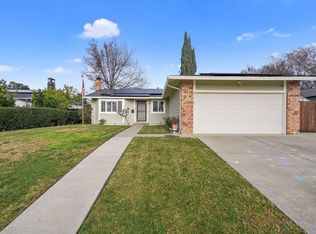 950 Woodvale Dr, Dixon, CA 95620