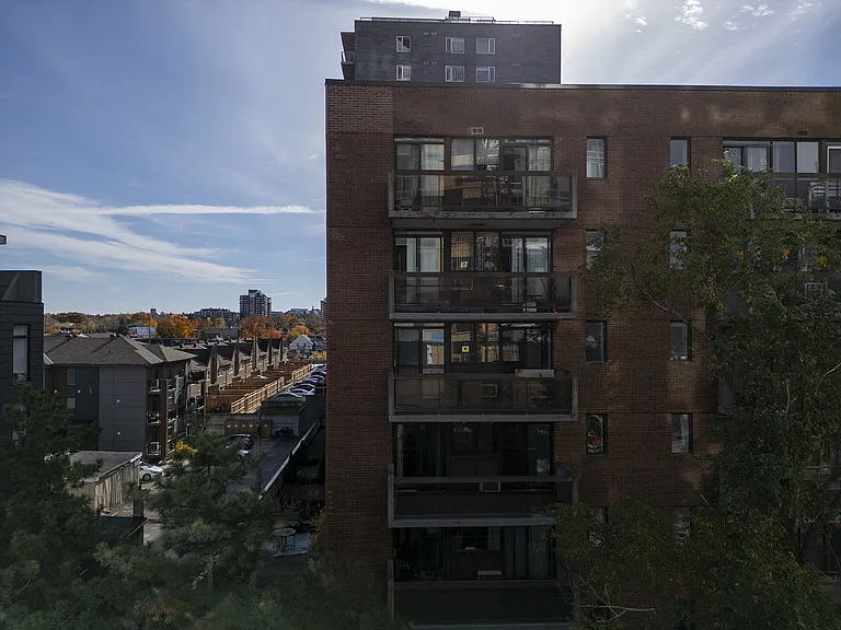 159 Parkdale Ave — Photo 60