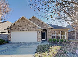 9933 Rolling Hills Dr, Benbrook, TX 76126