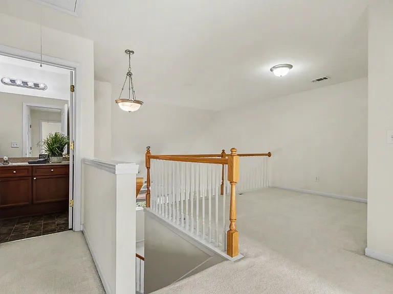 2367 Suwanee Pointe Dr #2367 — Photo 32