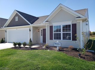 106 Stonecrest Trl, Elyria, OH 44035